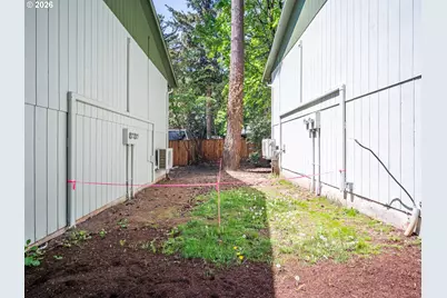 16927 NE Glisan St, Portland, OR 97230 - Photo 35
