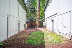 16927 NE Glisan St, Portland, OR 97230 - Photo 35
