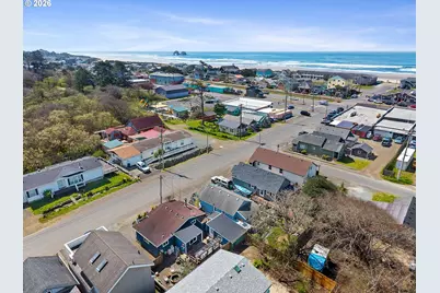 211 S 2nd Ave, Rockaway Beach, OR 97136 - Photo 41