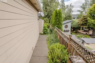 1371 Ranier Loop NW, Salem, OR 97304 - Photo 45