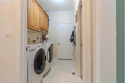 1371 Ranier Loop NW, Salem, OR 97304 - Photo 31