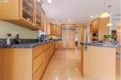 1371 Ranier Loop NW, Salem, OR 97304 - Photo 15