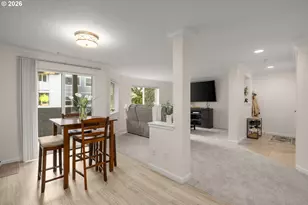 7931 SW 40th Ave, Portland, OR 97219 - Photo 13