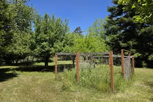 635 25th St, Myrtle Point, OR 97458 - Photo 11