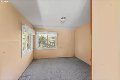 635 25th St, Myrtle Point, OR 97458 - Photo 29