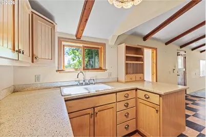 635 25th St, Myrtle Point, OR 97458 - Photo 19