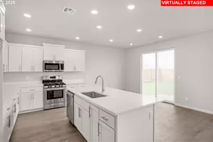 1109 Clemson St, Woodburn, OR 97071 - Photo 5