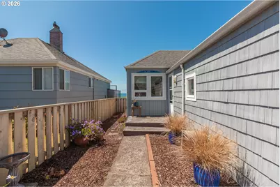 3885 NW Jetty Ave, Lincoln City, OR 97367 - Photo 33