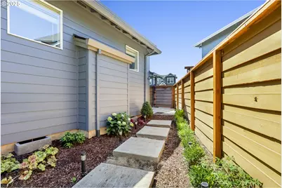 1066 NE Regan Hill Loop, Estacada, OR 97023 - Photo 33