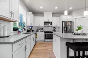 1066 NE Regan Hill Loop, Estacada, OR 97023 - Photo 21