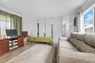 300 SW 7th Ave, Battle Ground, WA 98604 - Photo 5