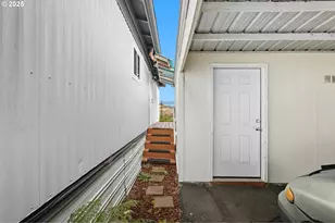 300 SW 7th Ave, Battle Ground, WA 98604 - Photo 17