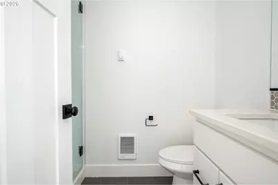 6961 NE Stanton St, Portland, OR 97213 - Photo 29