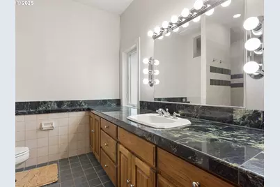 8801 SE Walnut Dr, Amity, OR 97101 - Photo 37