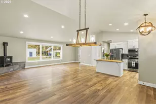 16907 Indio Rd, Bend, OR 97707 - Photo 9