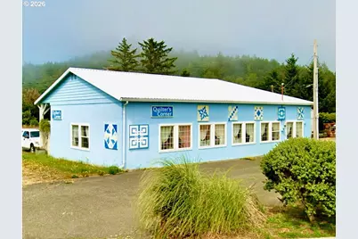 335 7th St, Port Orford, OR 97465 - Photo 9
