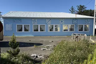 335 7th St, Port Orford, OR 97465 - Photo 3