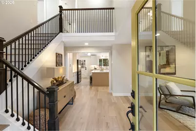 17706 Tree Top Way, Lake Oswego, OR 97034 - Photo 3