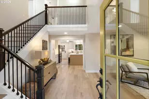 17706 Treetop Way, Lake Oswego, OR 97034 - Photo 3