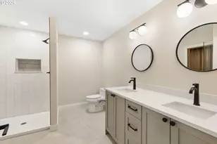 17706 Treetop Way, Lake Oswego, OR 97034 - Photo 35