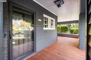 1836 SE Locust Ave, Portland, OR 97214 - Photo 7