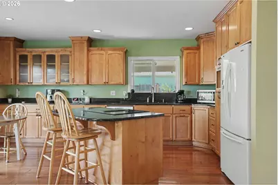 433 Ash St, Dayton, OR 97114 - Photo 3