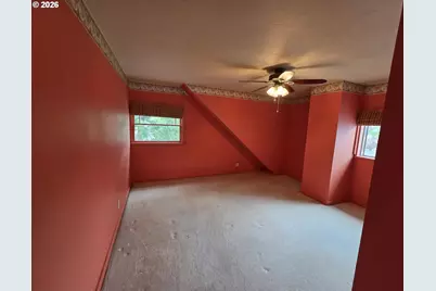 1352 SE Cobb St, Roseburg, OR 97470 - Photo 23