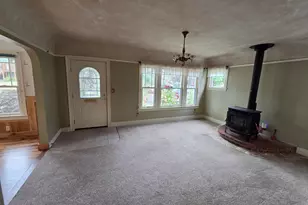 1352 SE Cobb St, Roseburg, OR 97470 - Photo 5