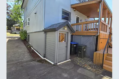 1352 SE Cobb St, Roseburg, OR 97470 - Photo 35