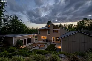 1334 SW 57th Ave, Portland, OR 97221 - Photo 5
