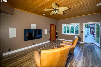 1334 SW 57th Ave, Portland, OR 97221 - Photo 43