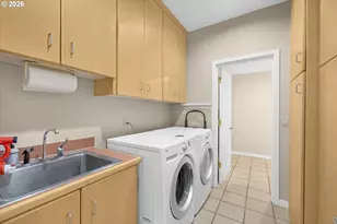 704 Summit St, Oregon City, OR 97045 - Photo 25