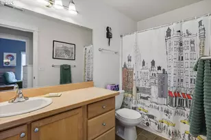 147 SE 9th Ave, Hillsboro, OR 97123 - Photo 23