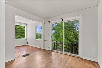 1017 SW Grover St, Portland, OR 97239 - Photo 3