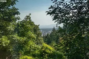 1017 SW Grover St, Portland, OR 97239 - Photo 21