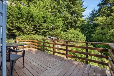 1017 SW Grover St, Portland, OR 97239 - Photo 17