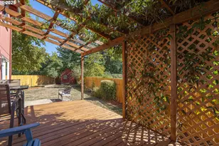 4852 Chameleon Ct NE, Salem, OR 97305 - Photo 25