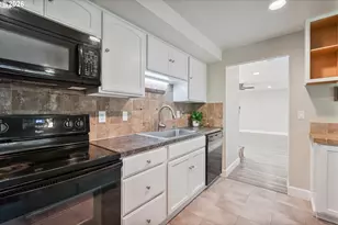 13012 NE 43rd St, Vancouver, WA 98682 - Photo 7