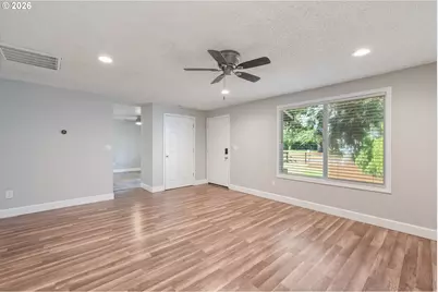 13012 NE 43rd St, Vancouver, WA 98682 - Photo 3