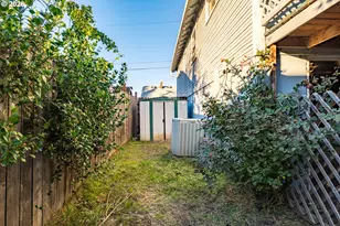 753 SE Haynes Ave, Roseburg, OR 97470 - Photo 29