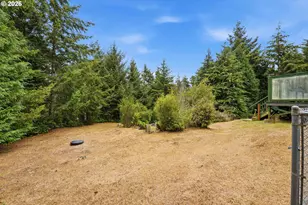69247 Joshua Ln, North Bend, OR 97459 - Photo 43