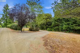 69247 Joshua Ln, North Bend, OR 97459 - Photo 47