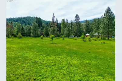 5875 Little River Rd, Glide, OR 97443 - Photo 23