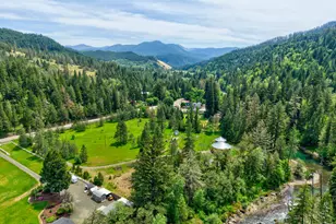 5875 Little River Rd, Glide, OR 97443 - Photo 29