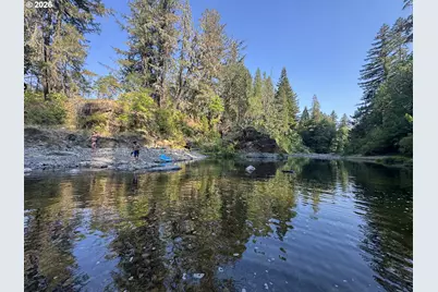 5875 Little River Rd, Glide, OR 97443 - Photo 33
