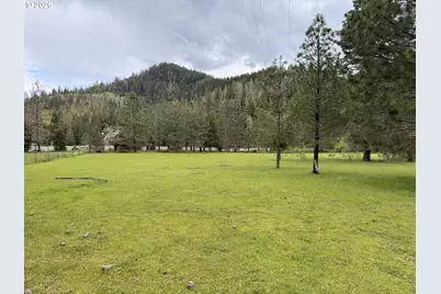 5875 Little River Rd, Glide, OR 97443 - Photo 37