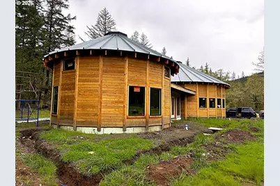 5875 Little River Rd, Glide, OR 97443 - Photo 43