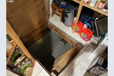 139957 Pine Creek Loop, Crescent Lake, OR 97733 - Photo 9