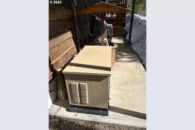 139957 Pine Creek Loop, Crescent Lake, OR 97733 - Photo 25