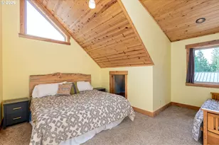 124323 Teatable Ct, Crescent Lake, OR 97733 - Photo 23